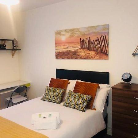 Budget Rooms @ Underwood Lane Crewe Dış mekan fotoğraf